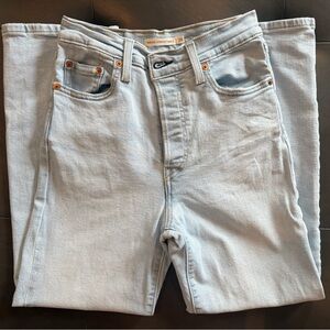 Levi’s Ribcage Straight Ankle Light Wash Jeans